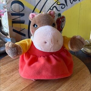 1995 Gund plush toy of Hilda Hippo from "The Busy World of Richard Scarry".